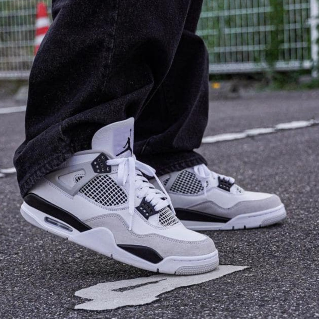 کفش بسکتبال مدل Retro 4 کفش بسکتبال مدل Retro 4